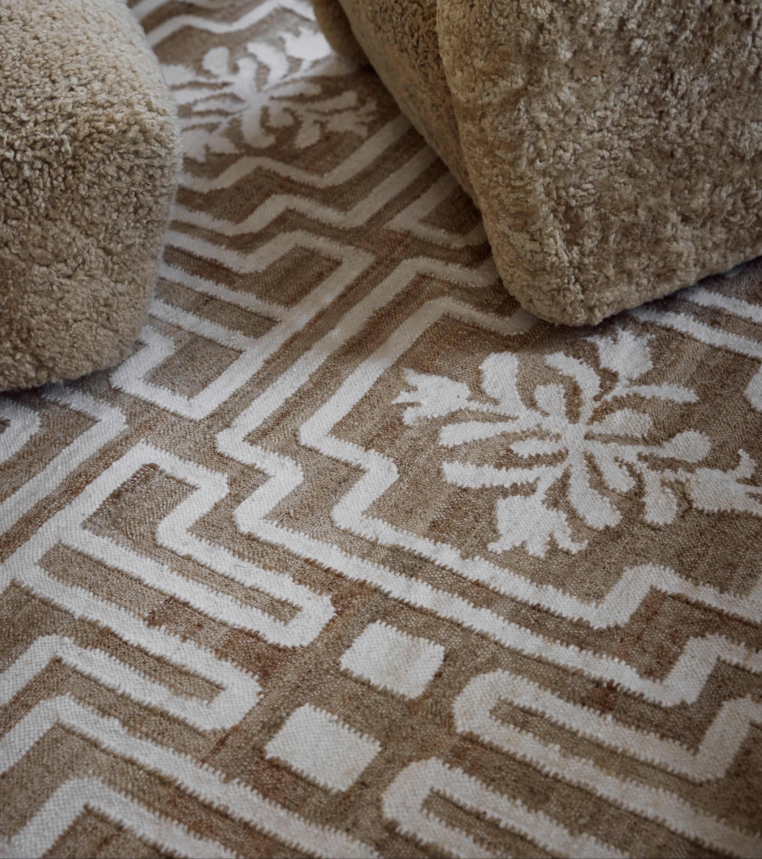 CAPPELEN DIMYR TÆPPE NO. 22